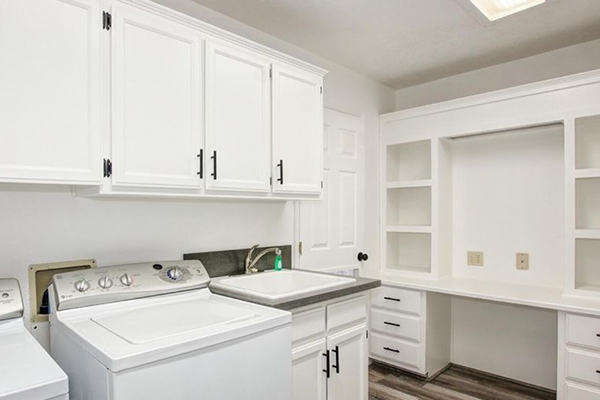 service-section-image-5
